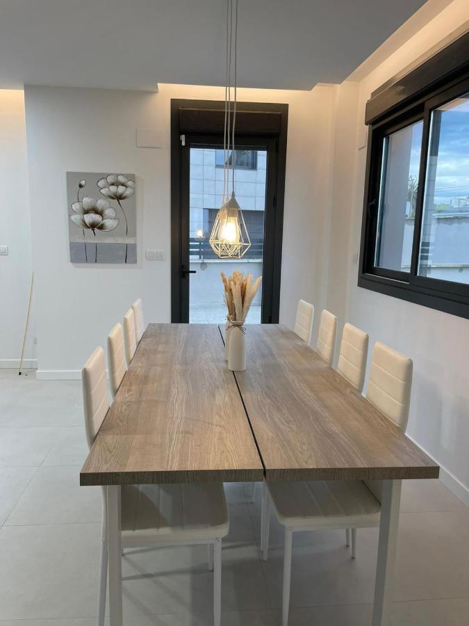Lujosa Casa En Primera Linea Playa Increibles Vistas Mar Laredo Zewnętrze zdjęcie